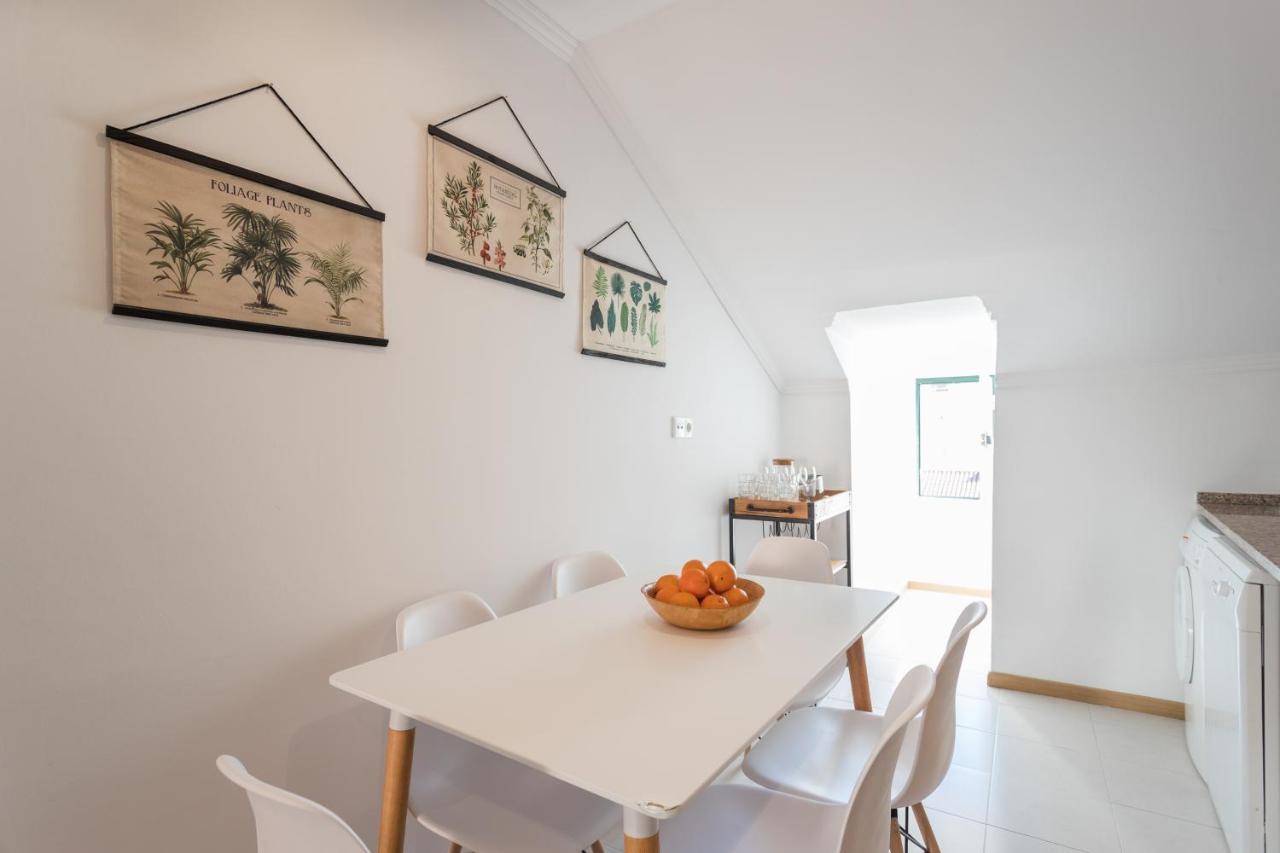 Appartamento Rato Cozy 3Br W/Balcony - By Lu Holidays Lisbona Esterno foto
